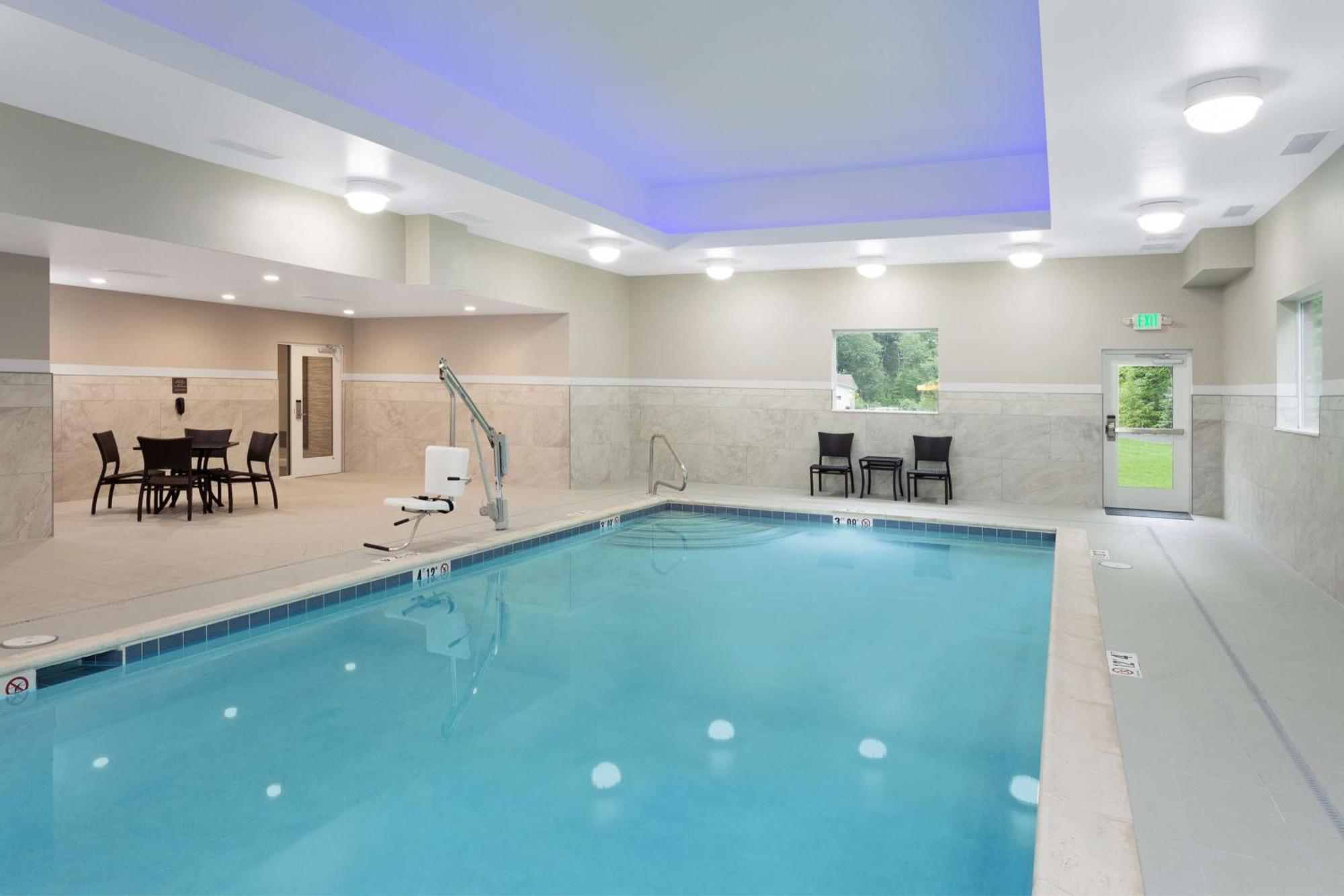 Hampton Inn Kennebunk Kennebunkport Me Экстерьер фото