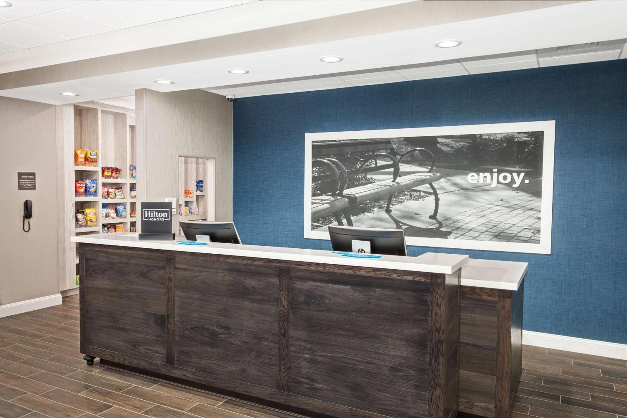 Hampton Inn Kennebunk Kennebunkport Me Экстерьер фото